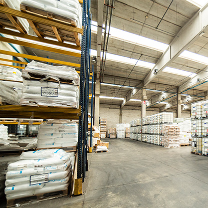 travaso di prodotti polverulenti e granulati in autosilos colli pallettizzati piacenza